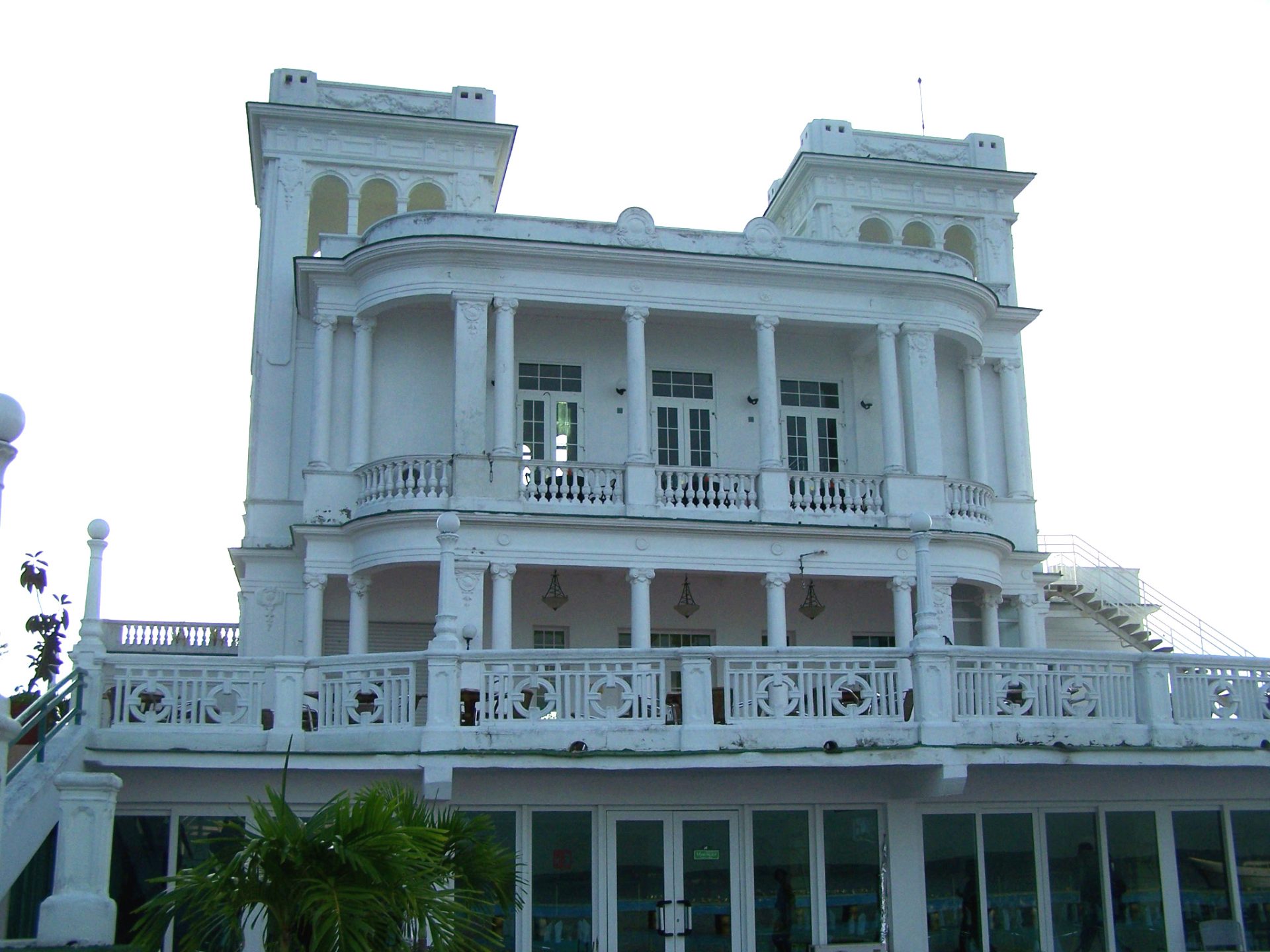 Trinidad: Villa im kolonialstil
