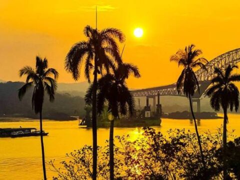 Abendstimmung am Panamakanal