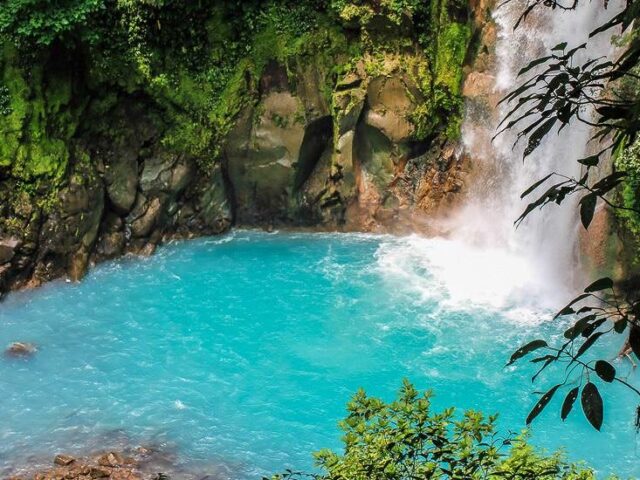 Wasserfall im Tenorio Nationalpark