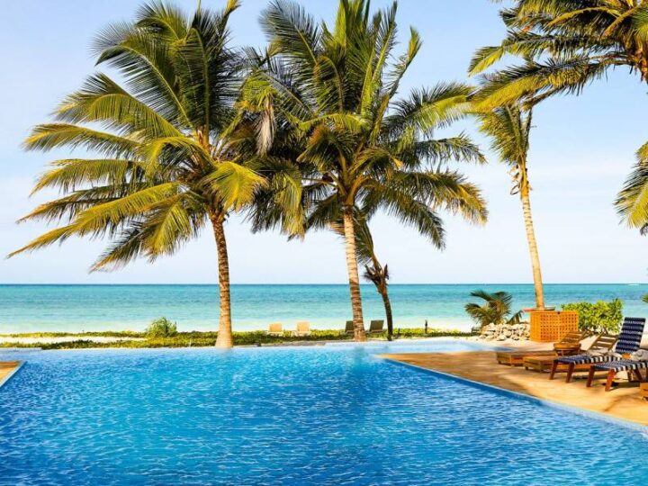 Aqua Beach Resort & Spa
