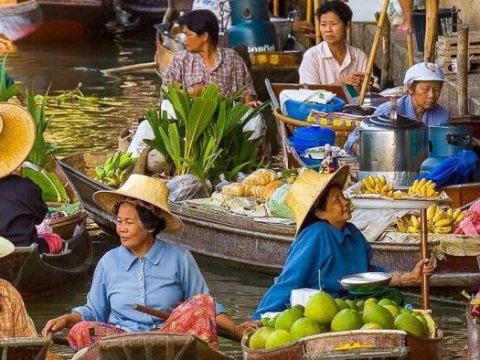 Schwimmender Markt in Bangkok