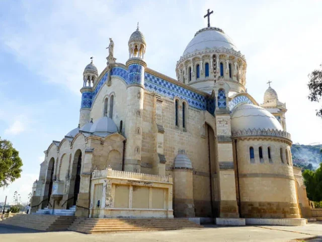 Kathedrale "Notre Dame d'Afrique"