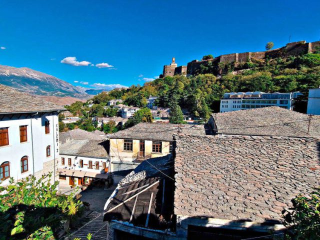 Altstadt und Burg von Gjirokastër