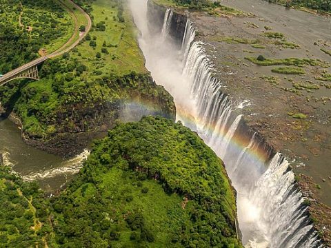Victoria Falls - "der Rauch, der donnert"