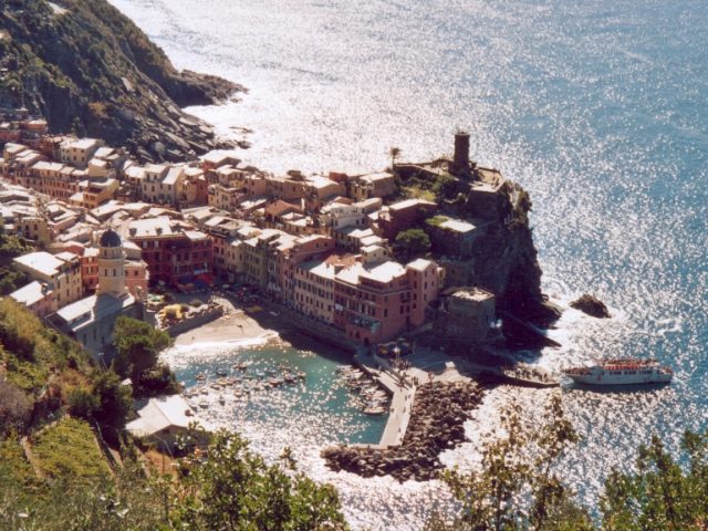 Vernazza von oben