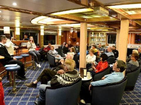 Club Lounge der MS Sea Spirit