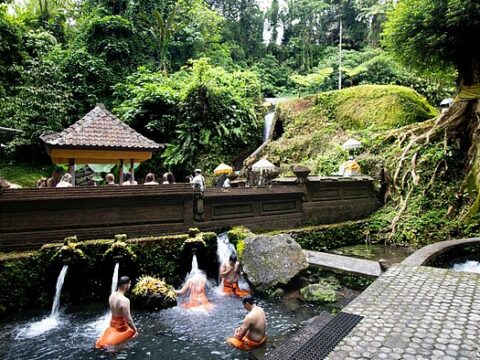 Pura Tirta Mengening