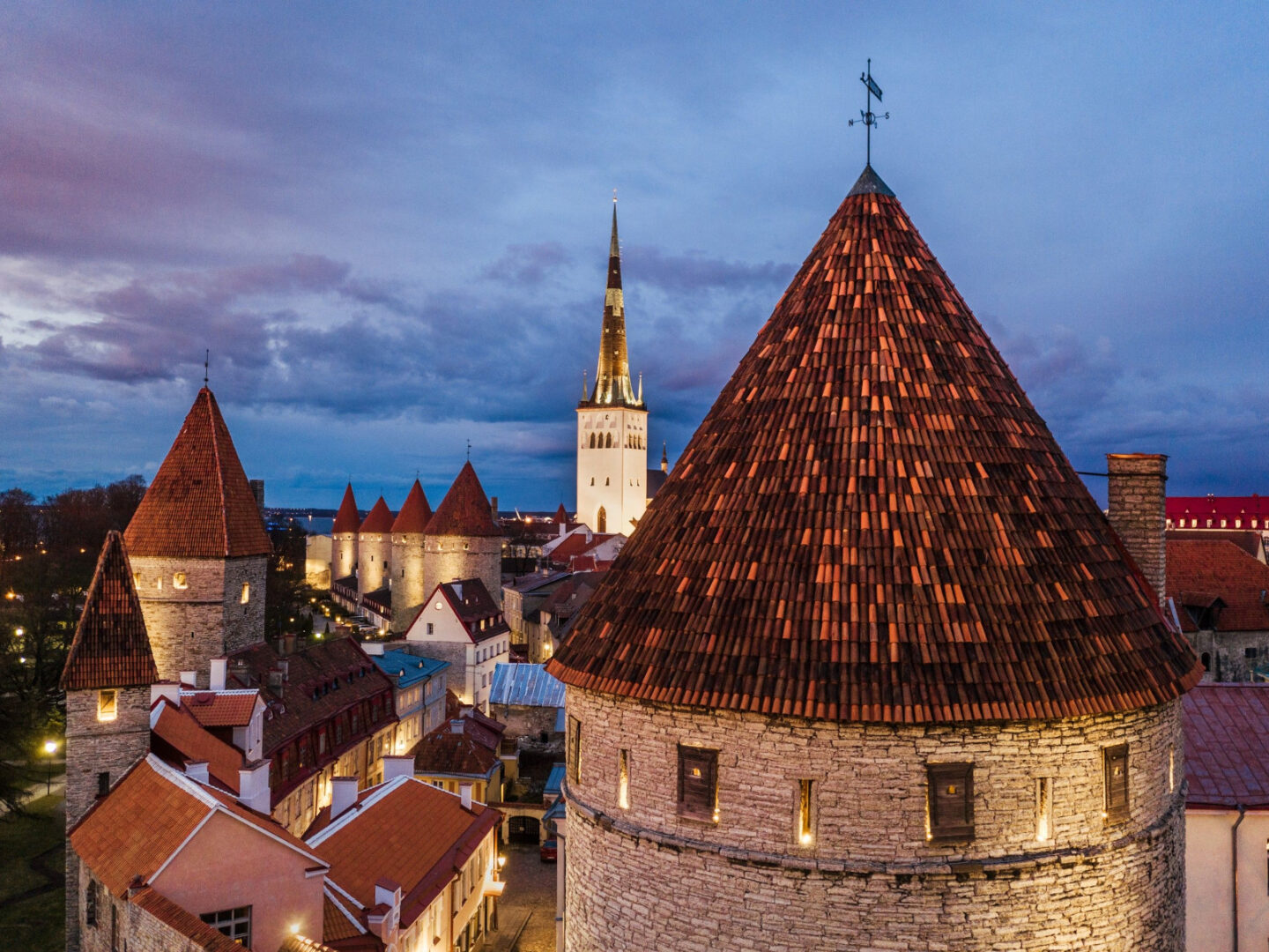 Altstadt von Tallin am Abend