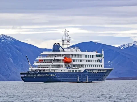 m/v Hondius