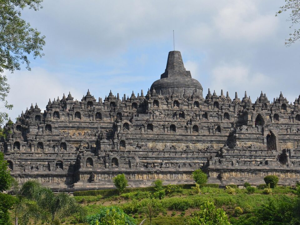Blick auf den Borobudur-Tempel