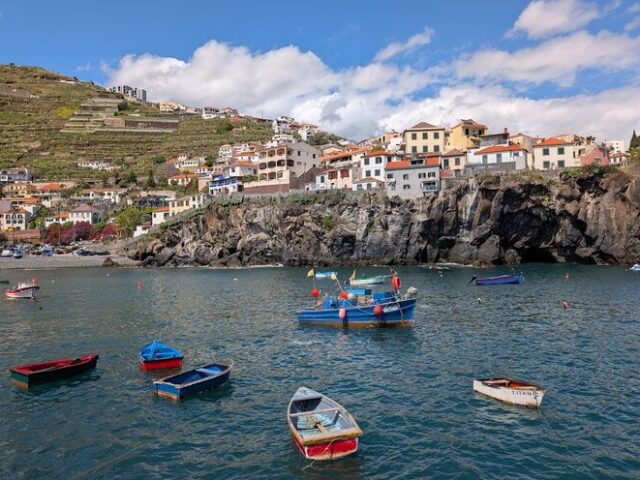 Hafen von Câmara de Lobos