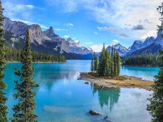 Maligne Lake