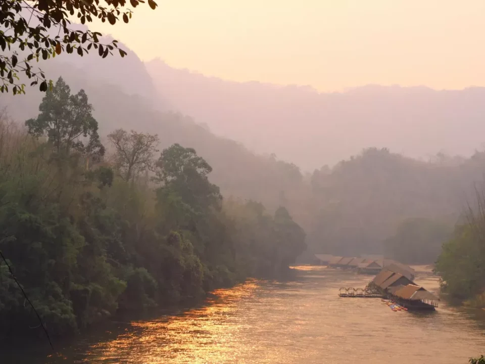 Frühnebel über dem Mekong