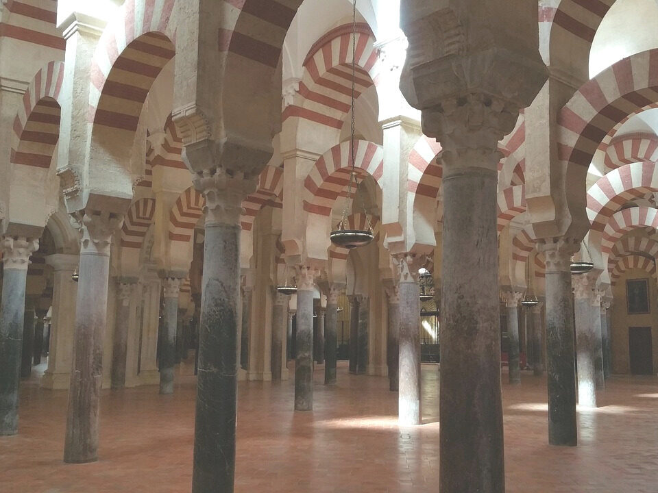 Säulengang in der Kathedrale von Córdoba