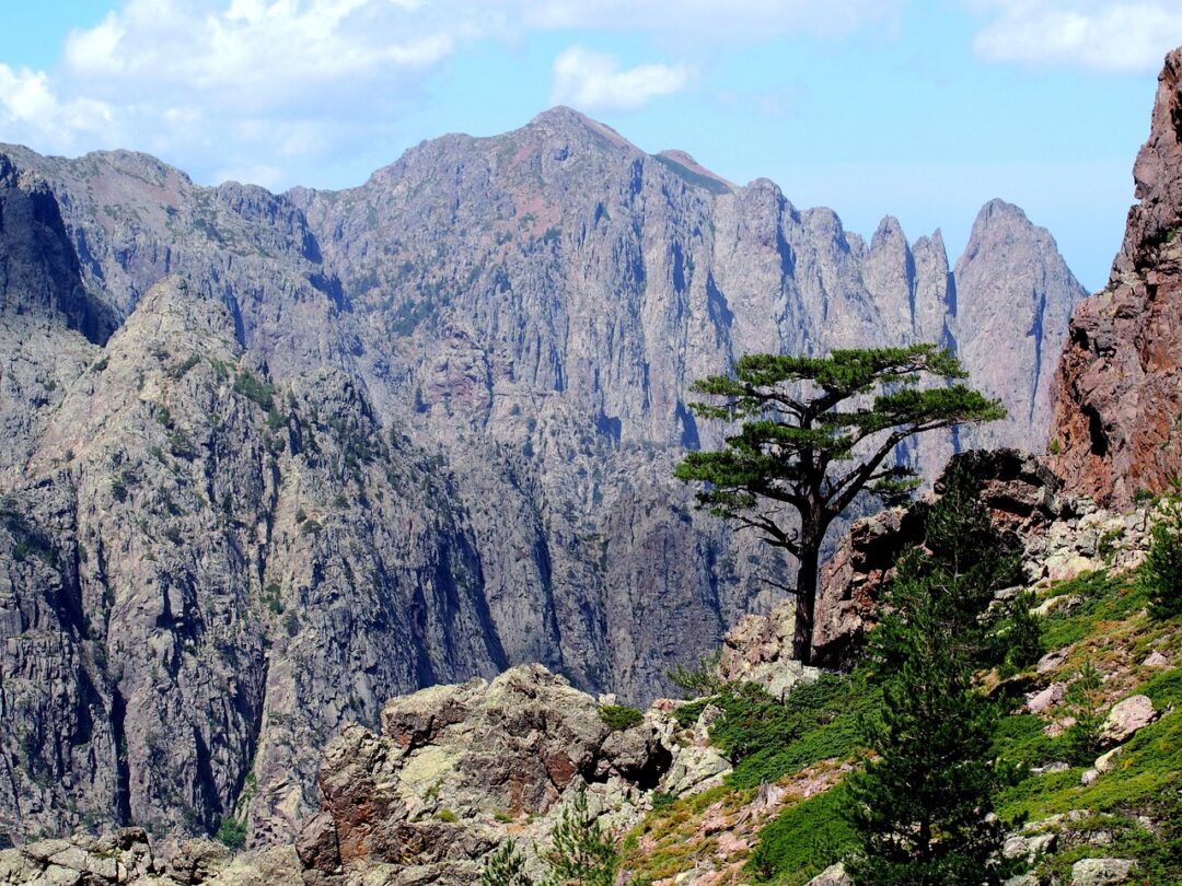 Berge im Innenbereich der Insel