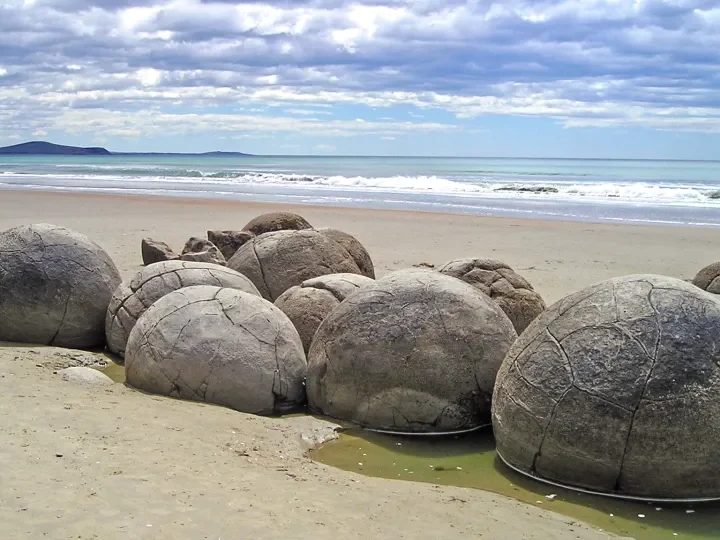 Moeraki Boulders