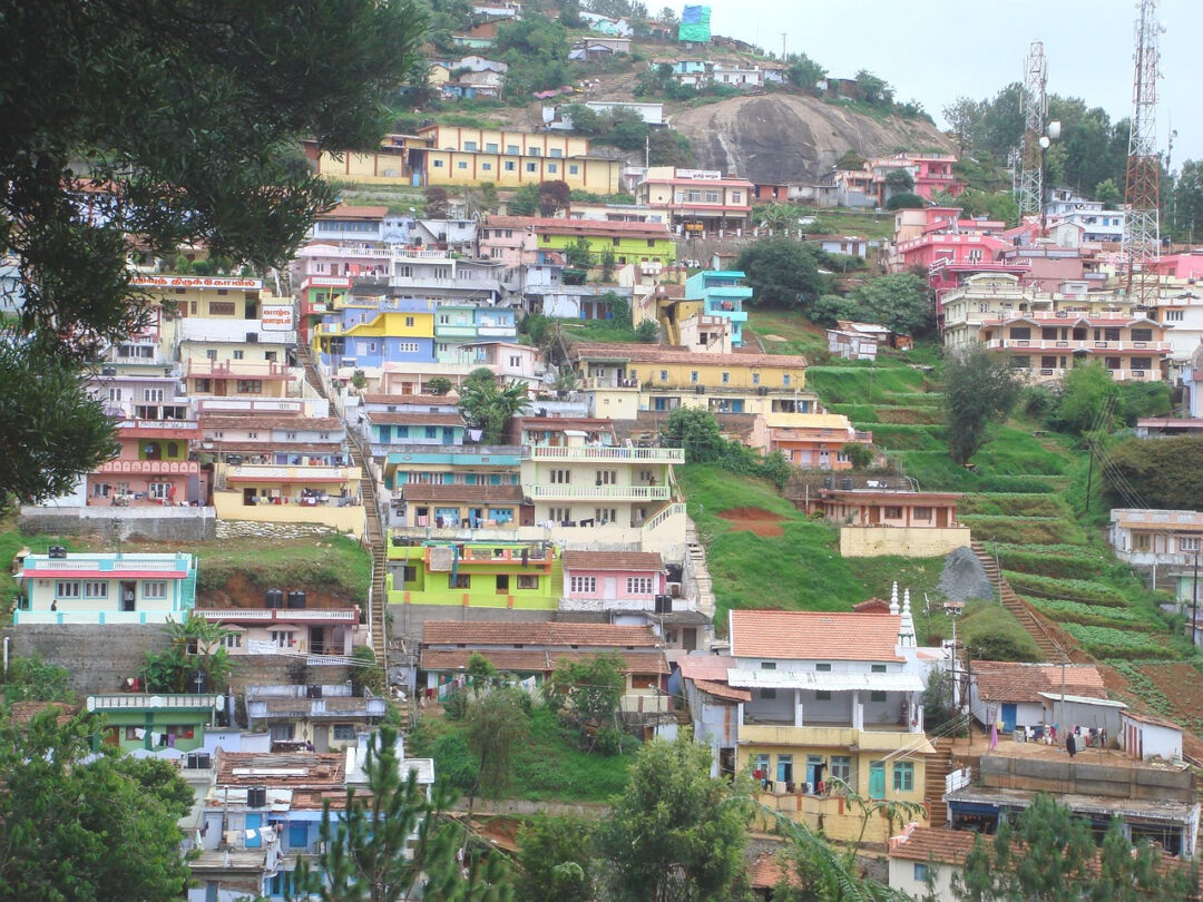 Bunte Häuser in Ooty