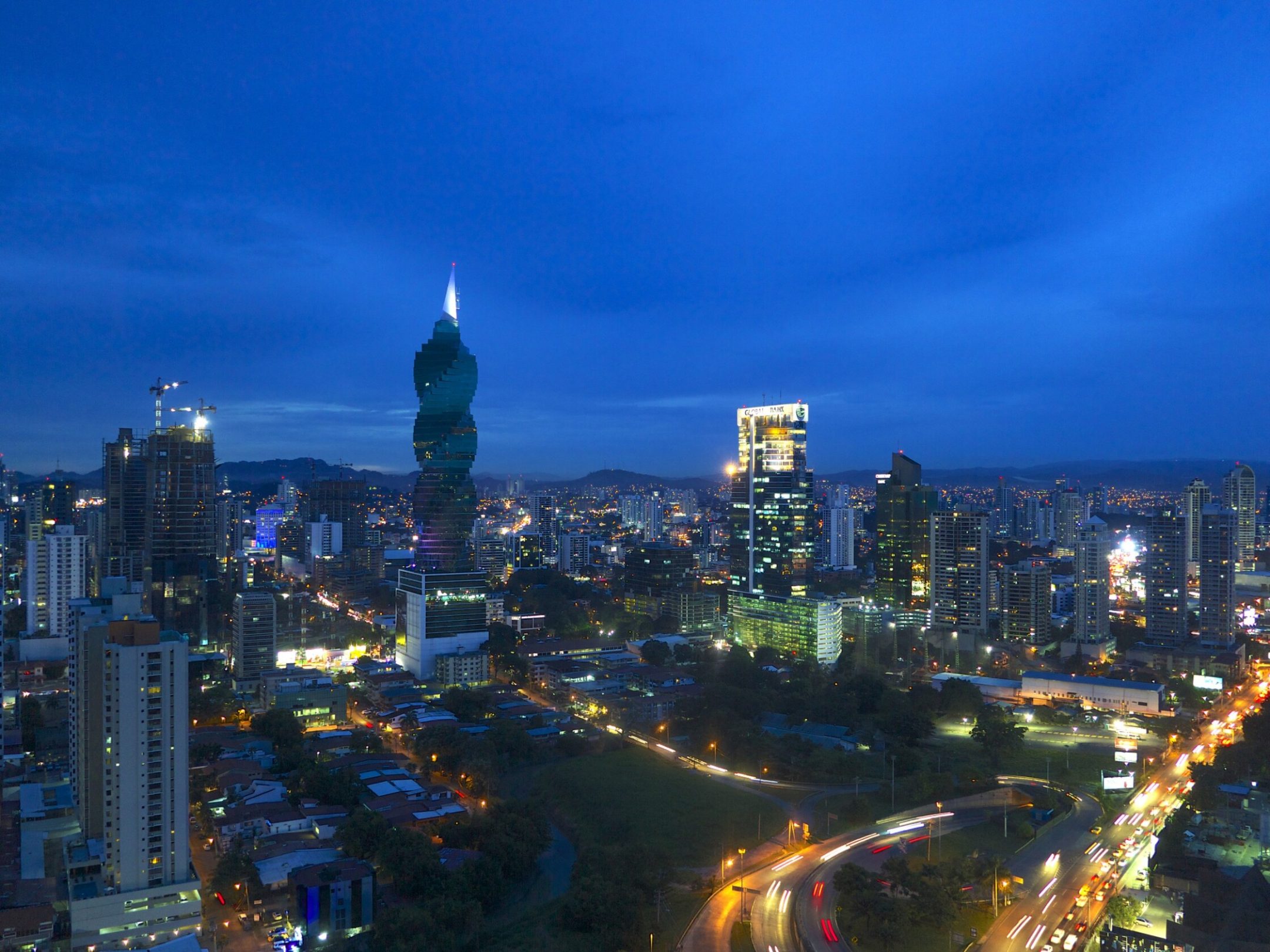 Panama-Stadt bei Nacht