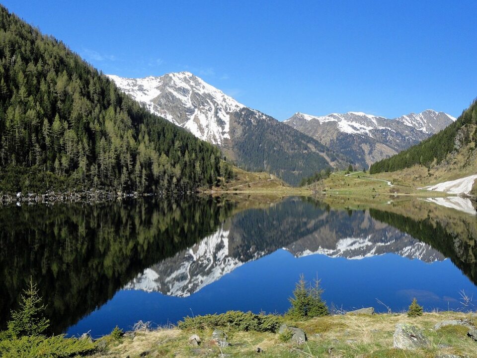 Riesachsee und Hohe Tauern