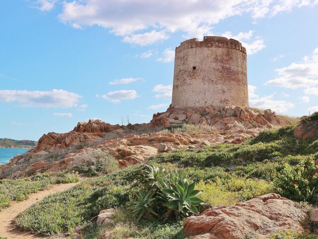 Turm an der Costa Verde