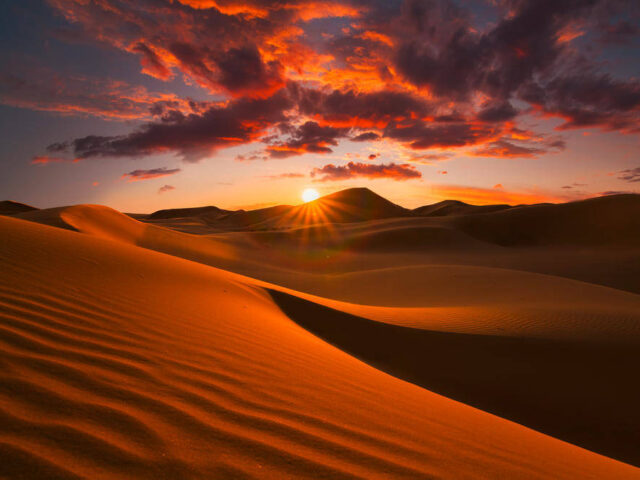 Sonnenuntergang in der Sahara
