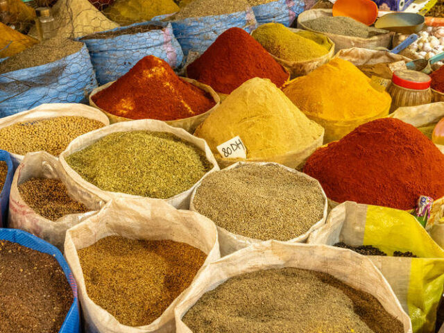 Gewürze auf dem Markt