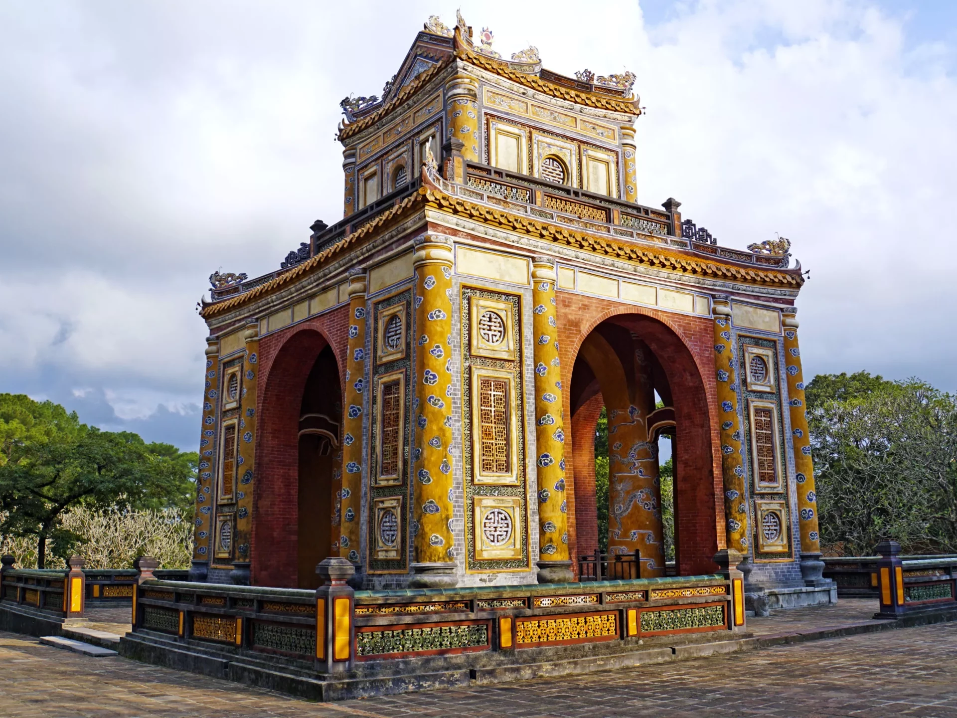 Hué: Mausoleum des Kaisers Tu Duc