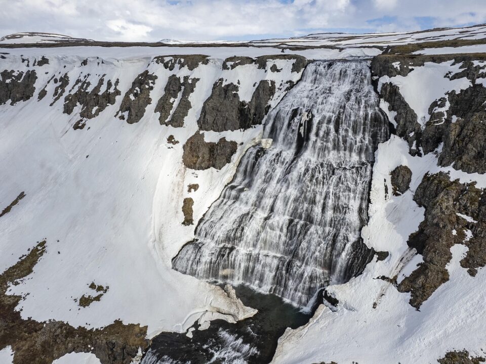 Geforener Wasserfall